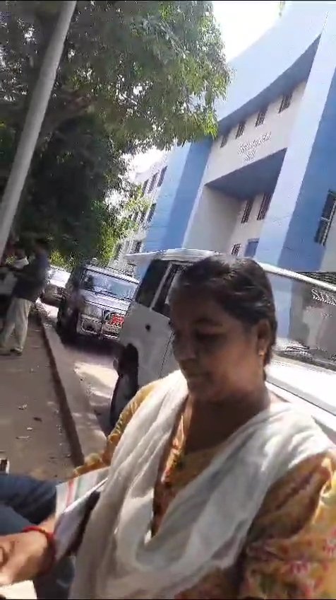 દાખલાના દલાલો:આતો તમારા હોસ્પિટલનું કામ હતું ને એટલે નહીં તો ૨૫૦૦ રૂપિયામાં એક કલાકમાં દાખલો આપી દઉં