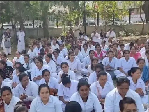 હડતાળને પગલે આરોગ્ય સેવાઓ લથડી: દર્દીઓ મુશ્કેલીમાં મુકાયા